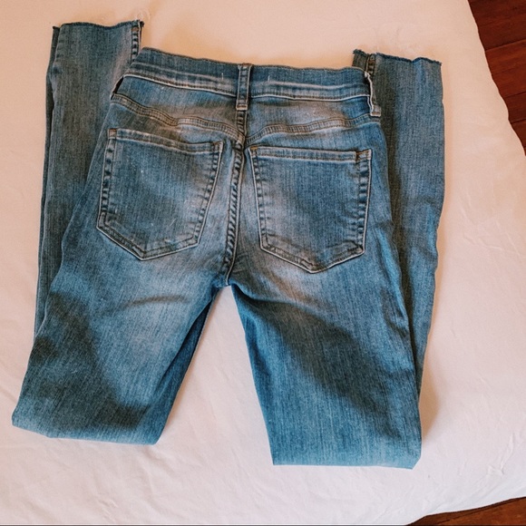 Free People Jeans 💙 - Picture 3 of 5